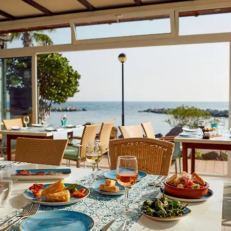 Grupotel Flamingo Lägenhetshotell Playa Blanca (Lanzarote)