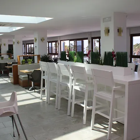Grupotel Flamingo 아파트호텔 2*